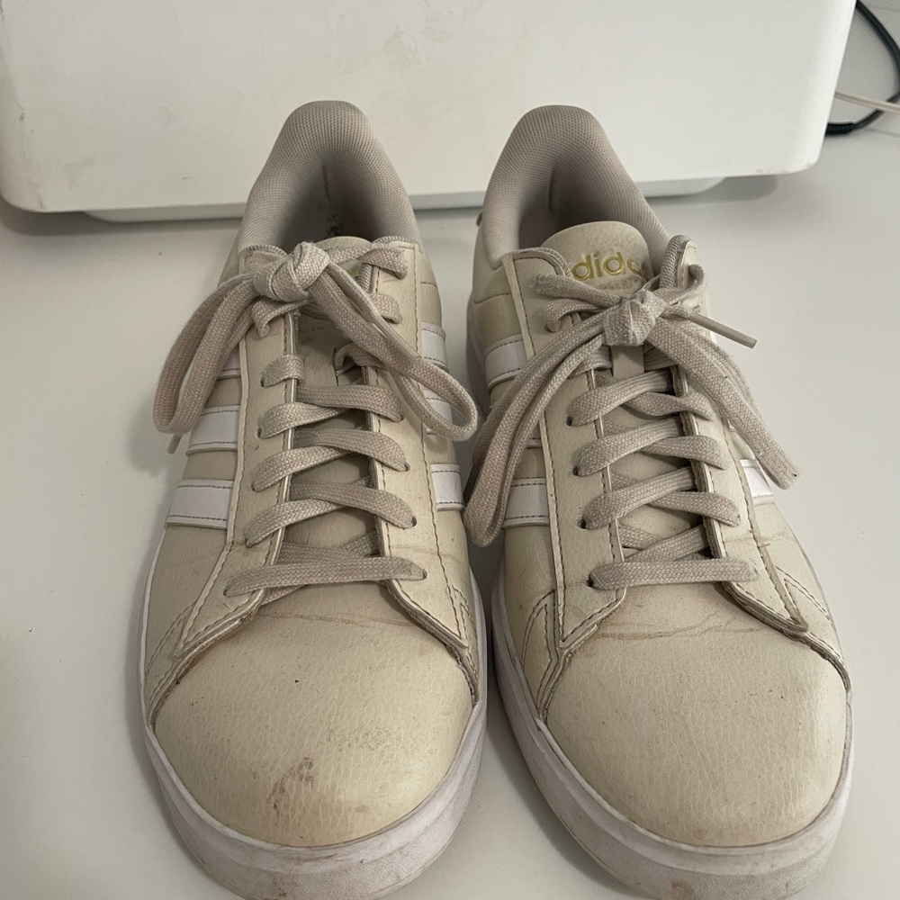 Adidas 9.5 leather sneakers